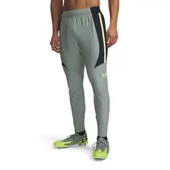 UNDER ARMOUR - Pantalón UA challenger pro verde hombre
