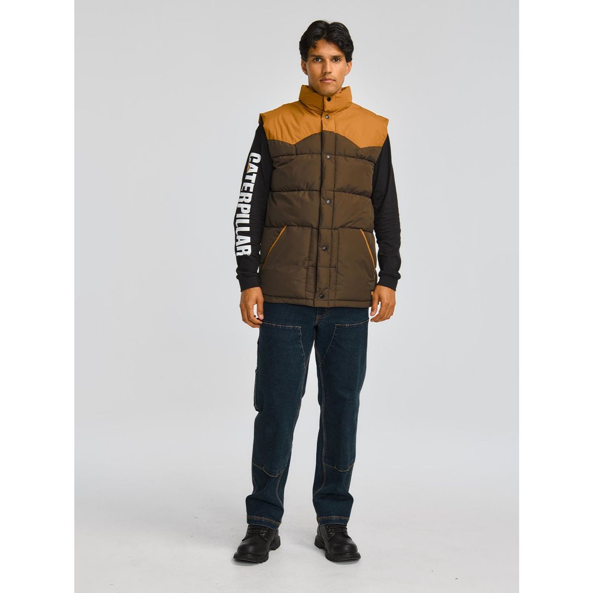 CAT - Parka Sin Mangas Big Sky Puffer Hombre Café Oscuro CAT.