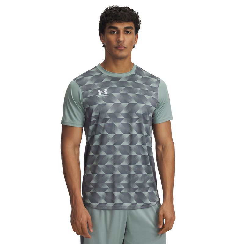 UNDER ARMOUR - Polera Manga Corta Challenger Hombre Verde UNDER ARMOUR