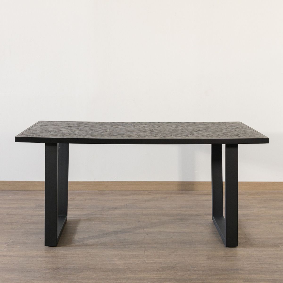 AMOBLE - Comedor San Francis Rectangular Negro Amoblé