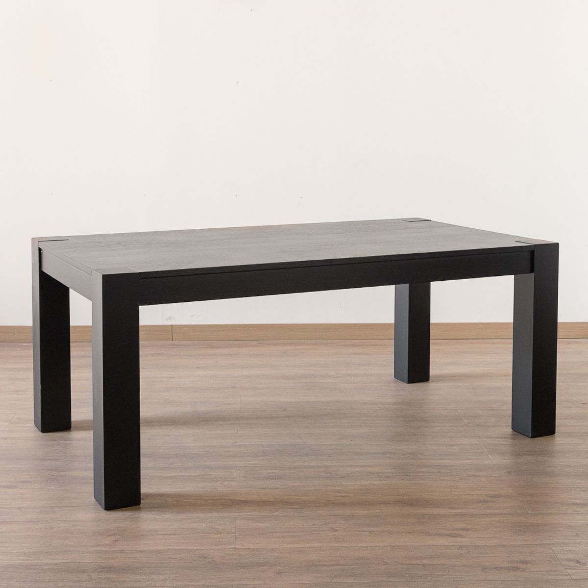 AMOBLE - Mesa De Comedor Benito Negro Amoblé