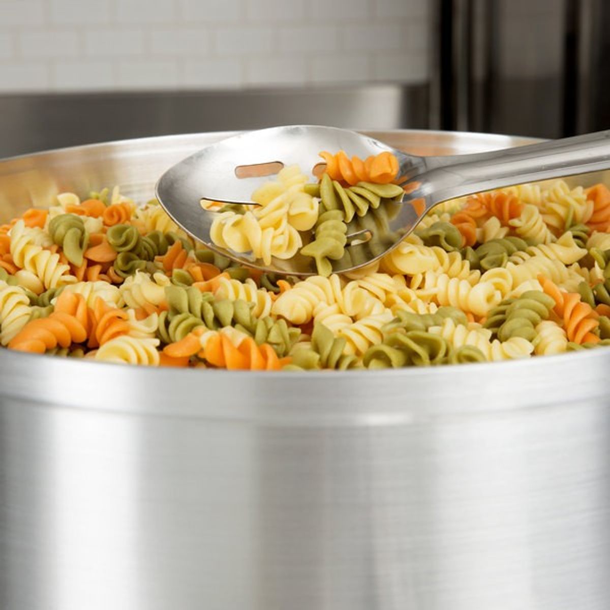 COOK IN - CUCHARA PARA SERVIR RANURADA 28 CM - Plateado