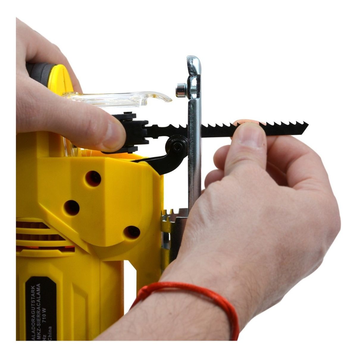 GUTSTARK - Sierra Caladora 710 W 6 Vel 3000 Rpm Luz Led + Kit cuchillas