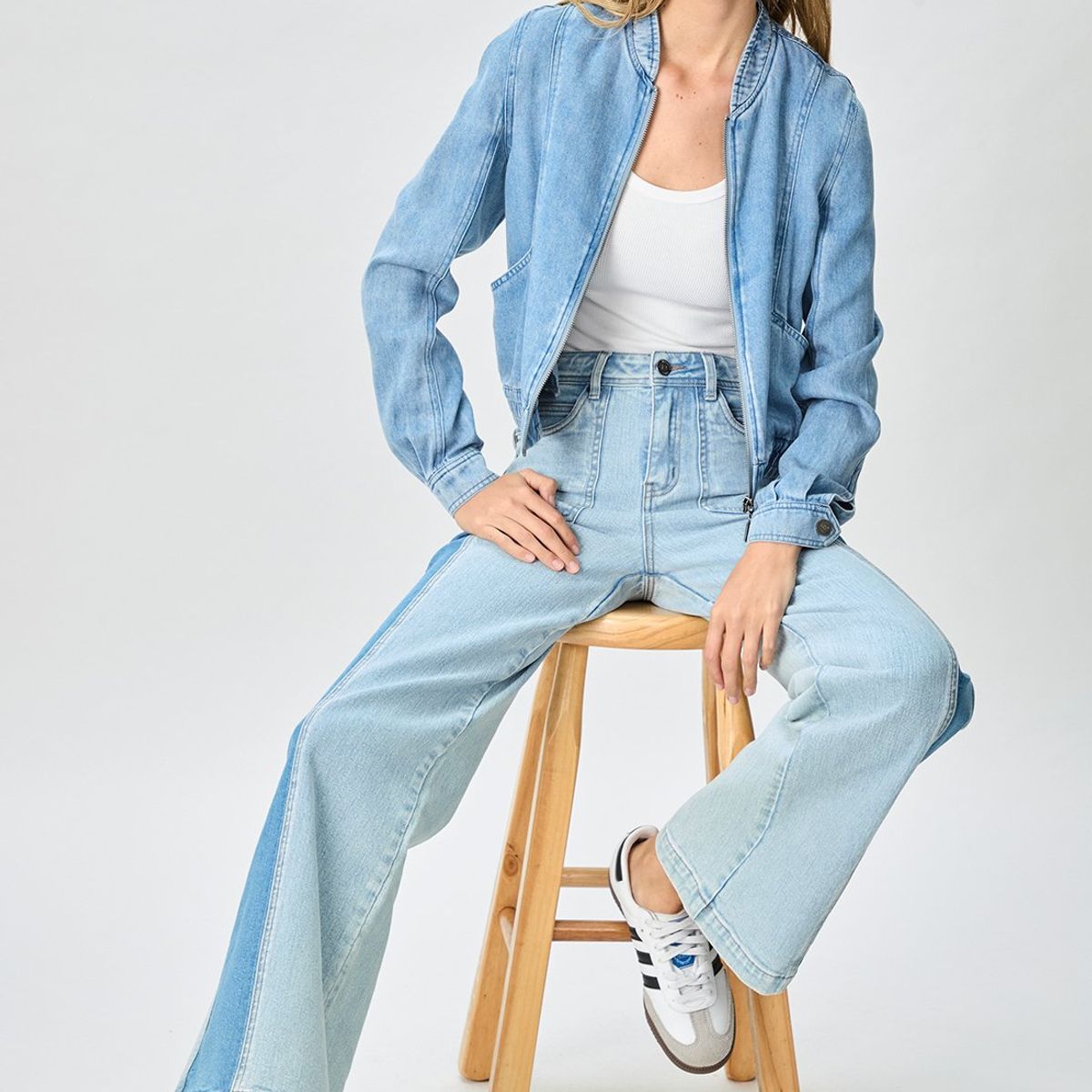 IO - Chaqueta Celeste Mujer Io