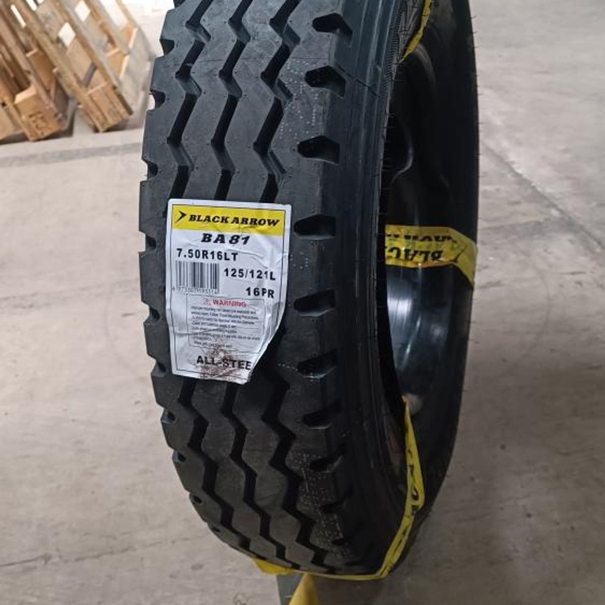BLACKBURN - NEUMATICO 7.50 R16 Blackarrow Ba81 122/118L 14PR C/C