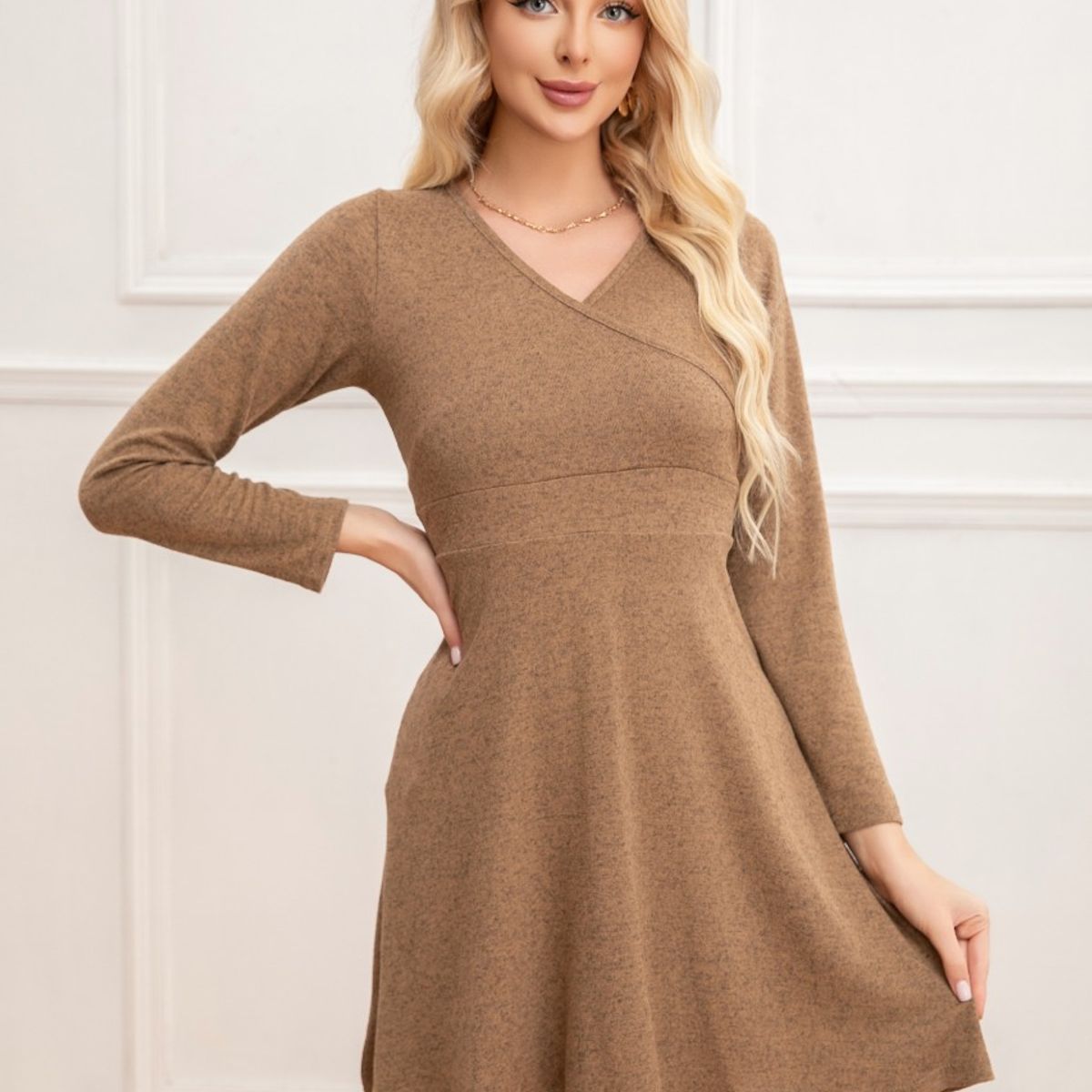 LIKE SHOP - Mini Vestido Corto Manga Larga Corte Princesa 2004