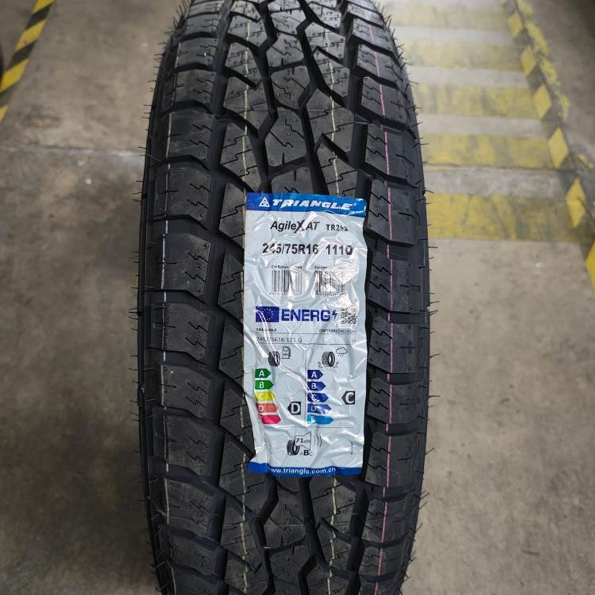 TRIANGLE - Neumatico 24575 R16 Triangle Tr292 AT 111Q