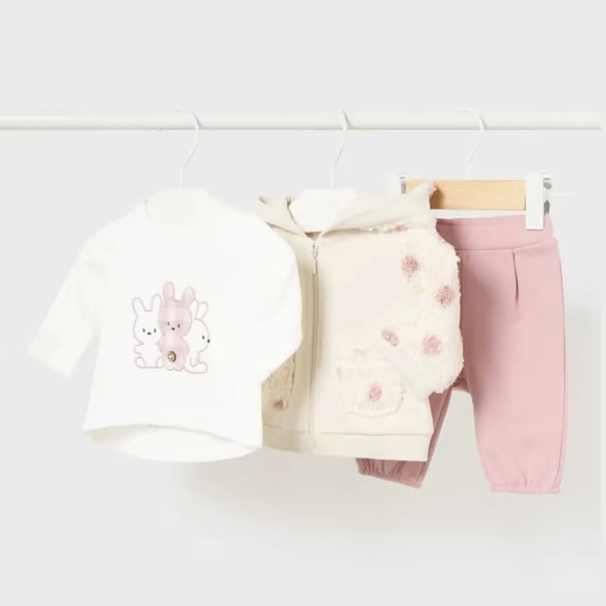 MAYORAL - Elegante Conjunto Chándal con camiseta recién nacida