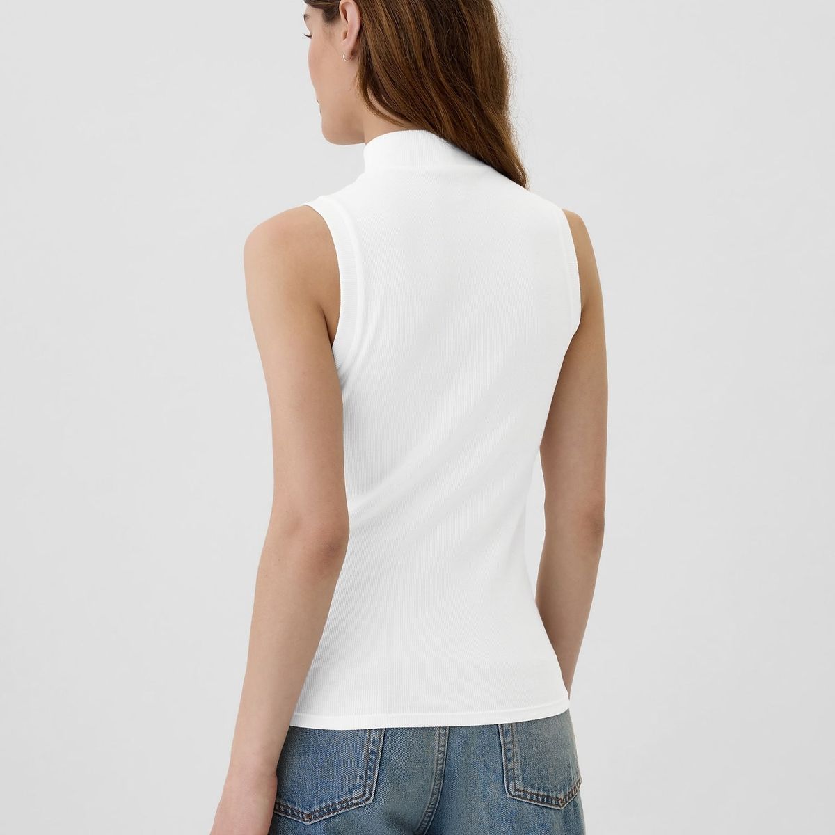 GAP - Polera Cuello Alto Sin Manga Mujer Blanco