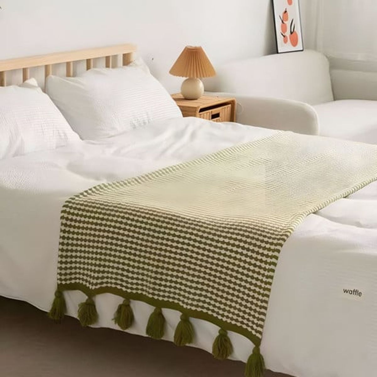 GENERICO - MANTA PIECERA CON POMPONES PARA DECORAR