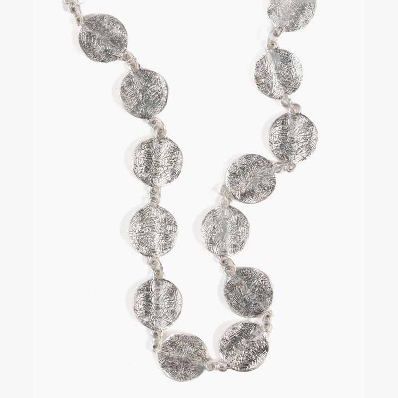 LOUNGE - Collar Choker Circulos