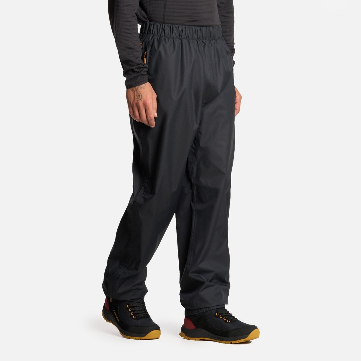 HAKA HONU - Pantalón Hombre Ascurrio Negro Haka Honu