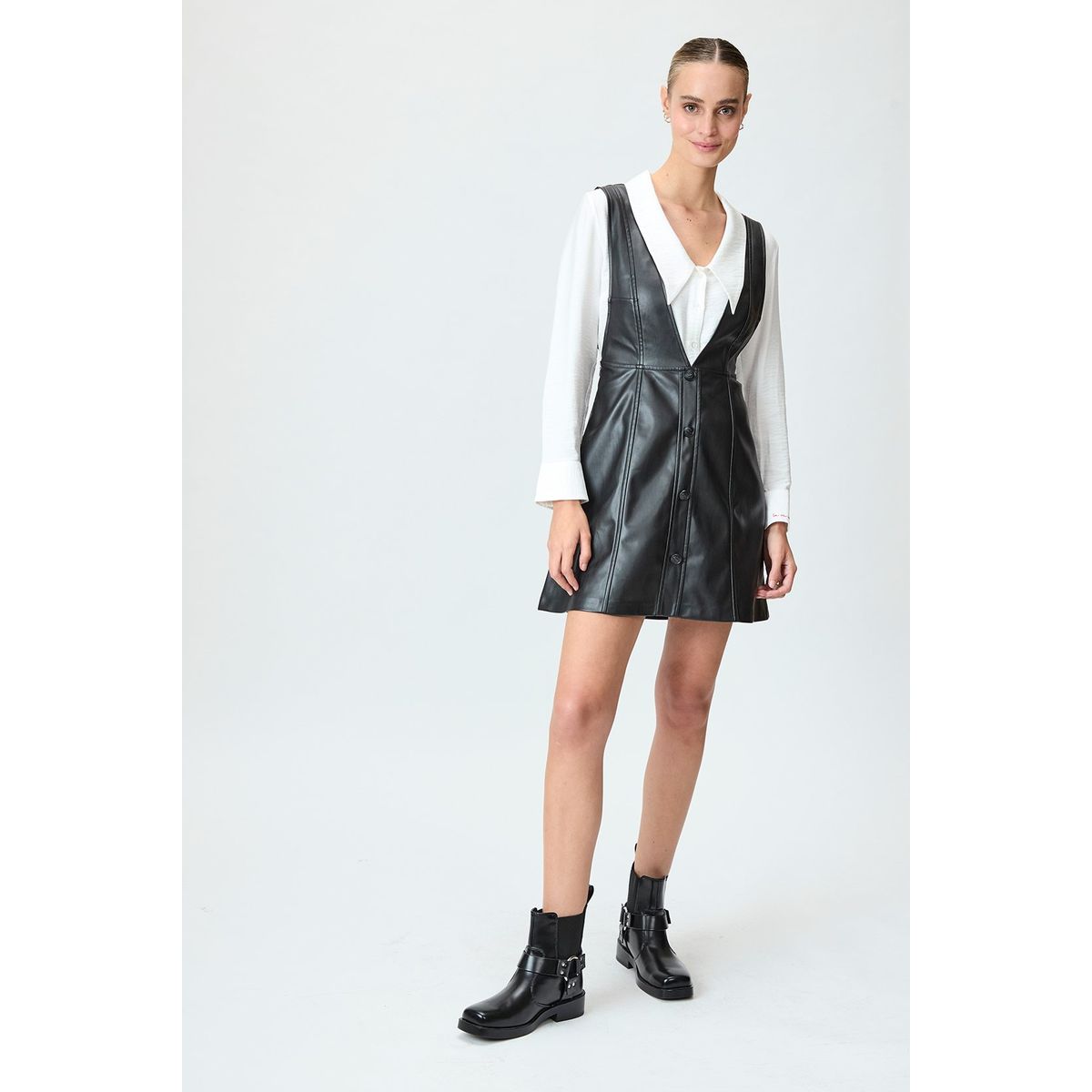 IO - Vestido Corto Negro Mujer Io