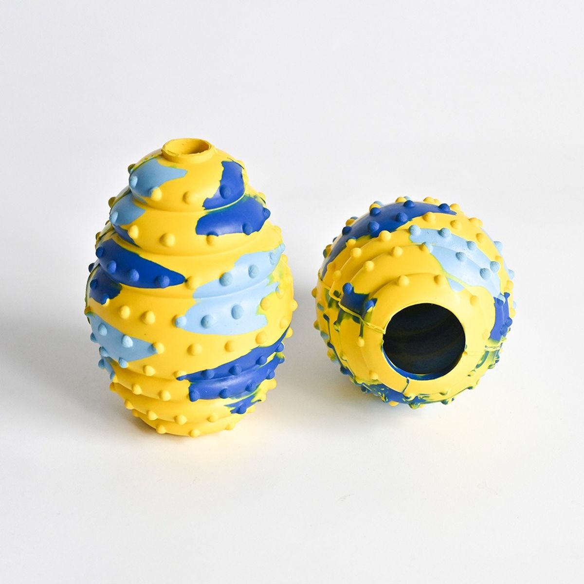 GENERICO - Dispensador Snacks Tipo Kong Talla L Perros Gato Texturizado