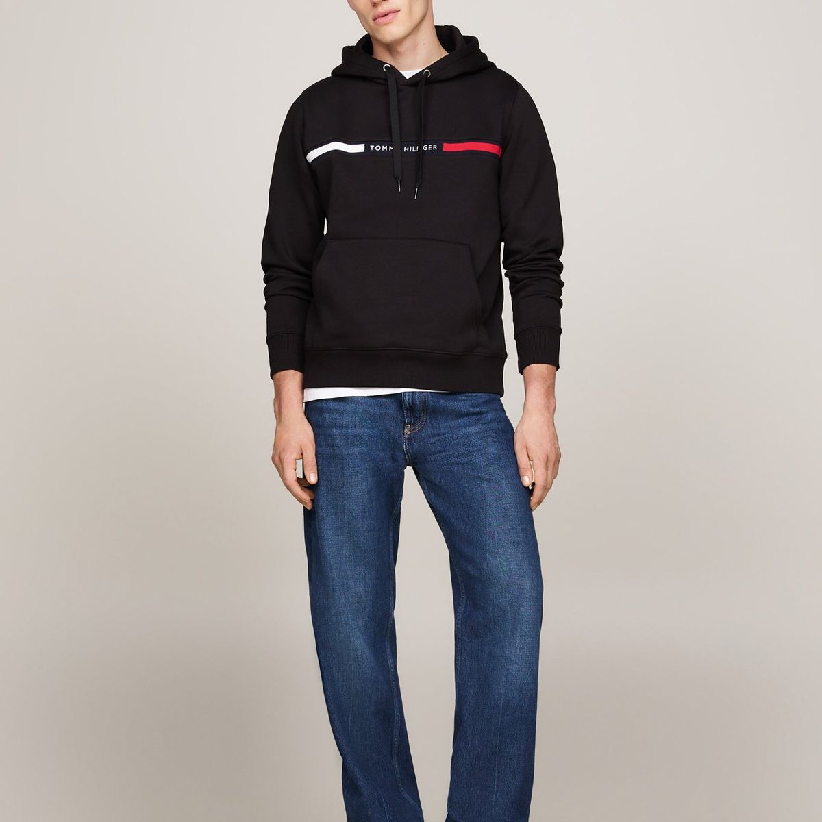 TOMMY HILFIGER - Polerón Hoodie Chest Logo Negro Tommy Hilfiger