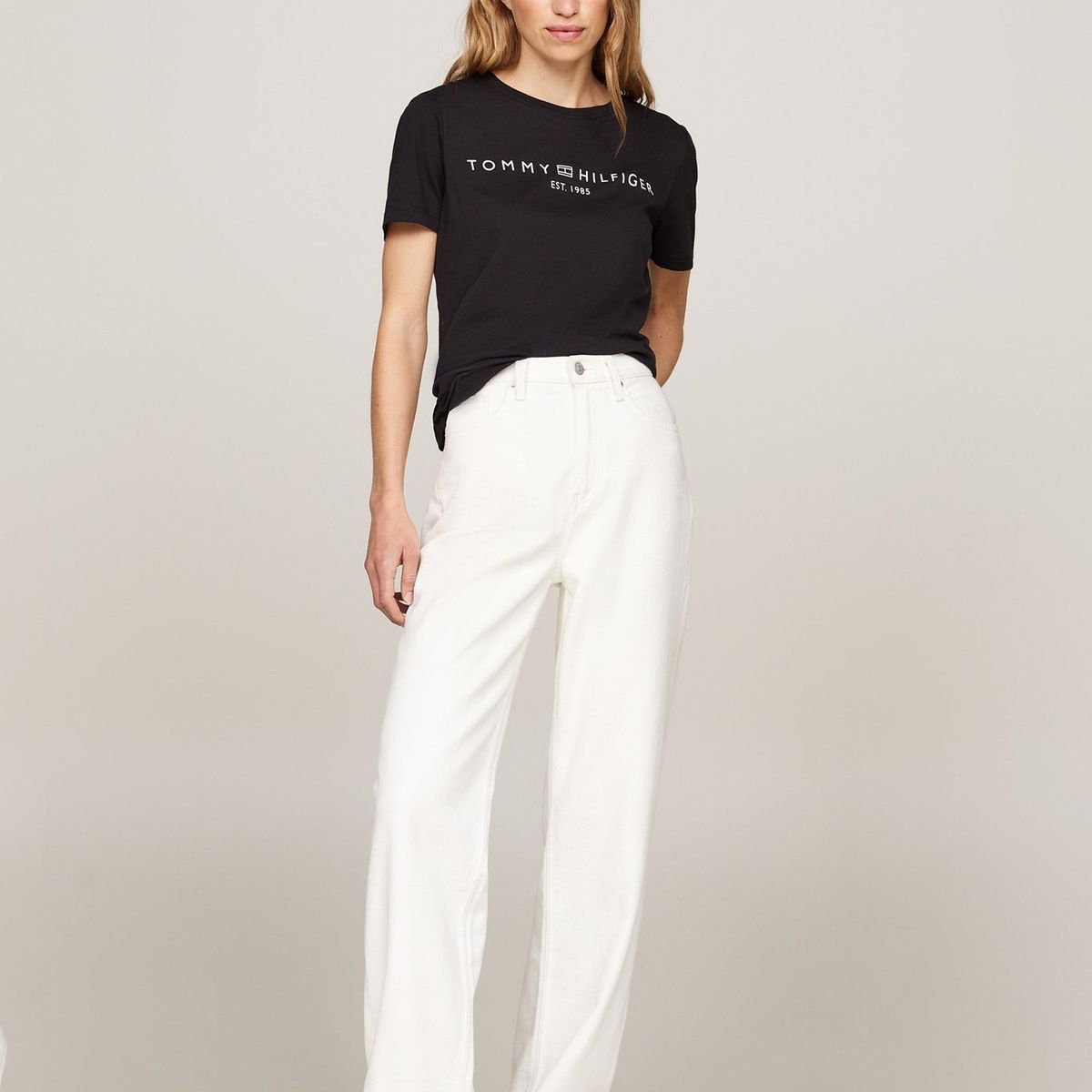 TOMMY HILFIGER - Polera Signature Con Logo Negro Tommy Hilfiger