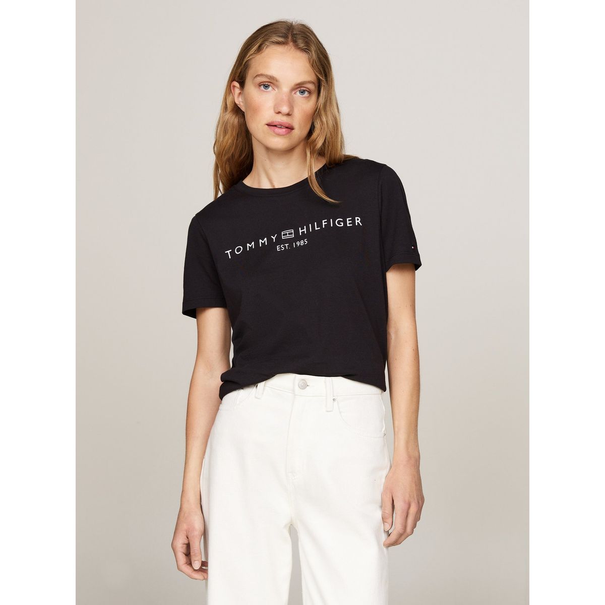 TOMMY HILFIGER - Polera Signature Con Logo Negro Tommy Hilfiger