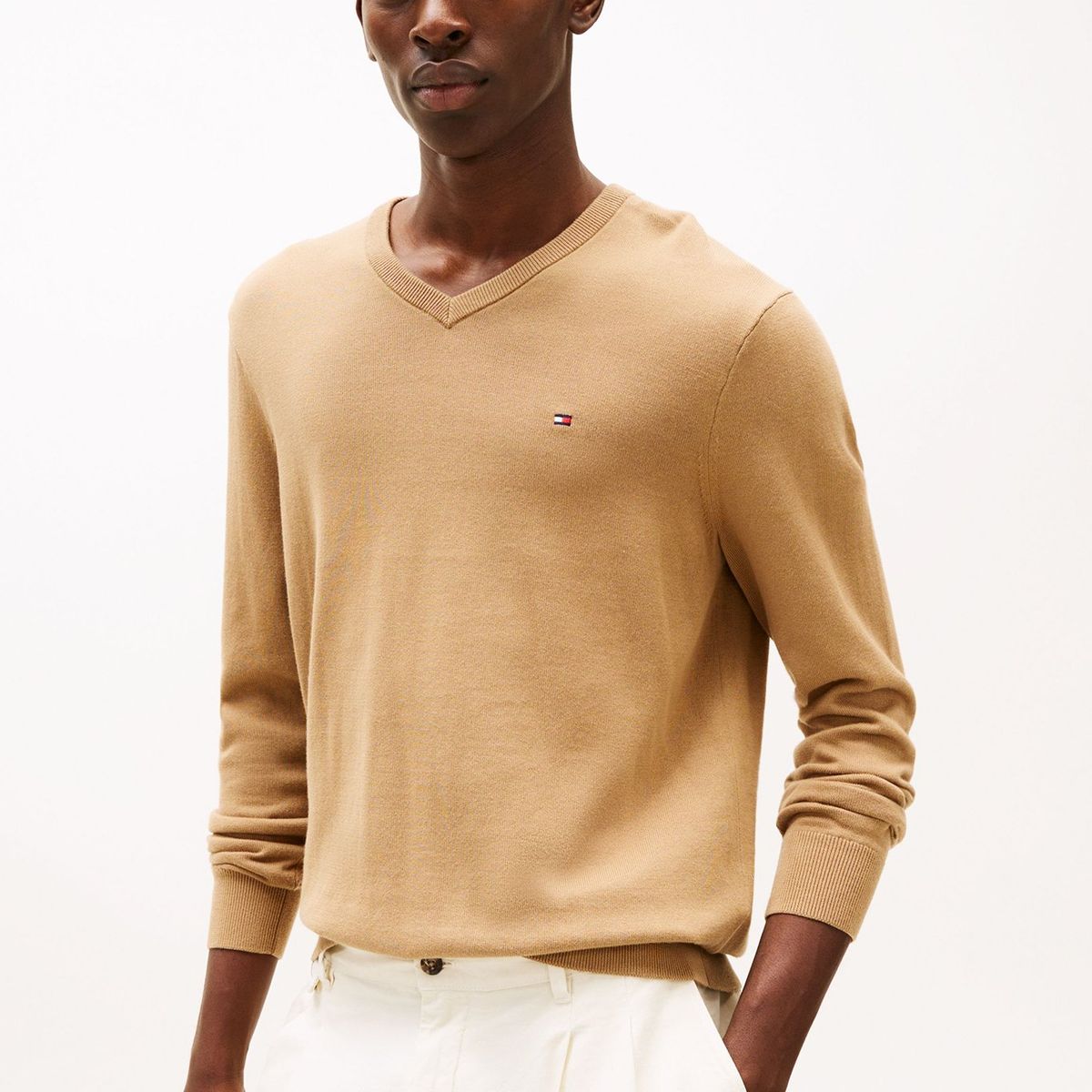 TOMMY HILFIGER - Sweater Básico Signature V-Neck Café Tommy Hilfiger