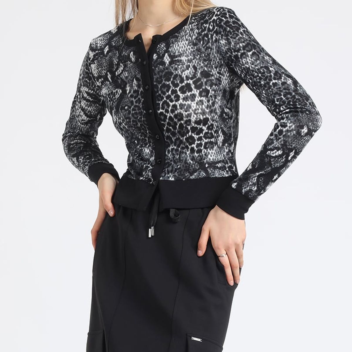 LIOLA - Falda Larga Cargo, Negro Liola