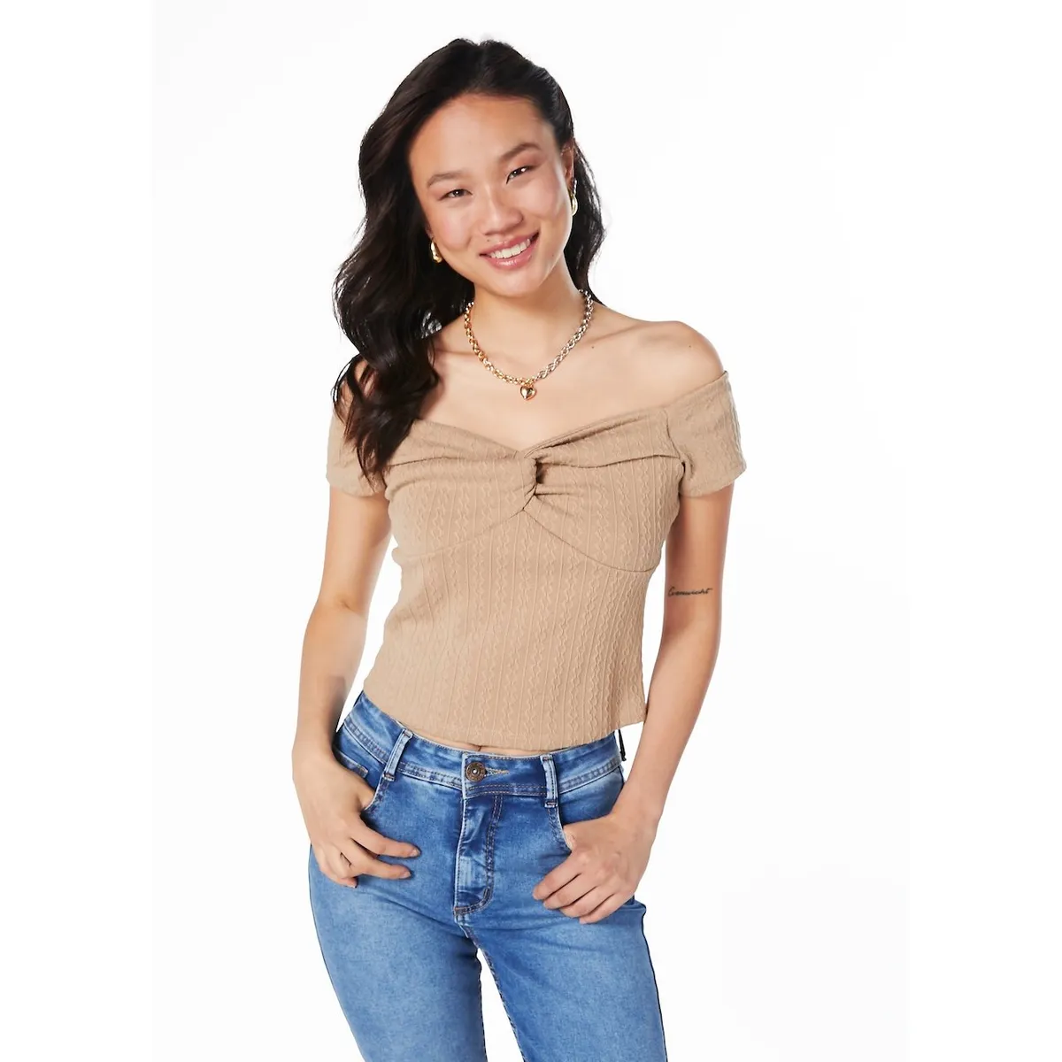 EFESIS - POLERA MICHI REGULAR ESCOTE BARDOT TORZON EN BUSTO BEIGE