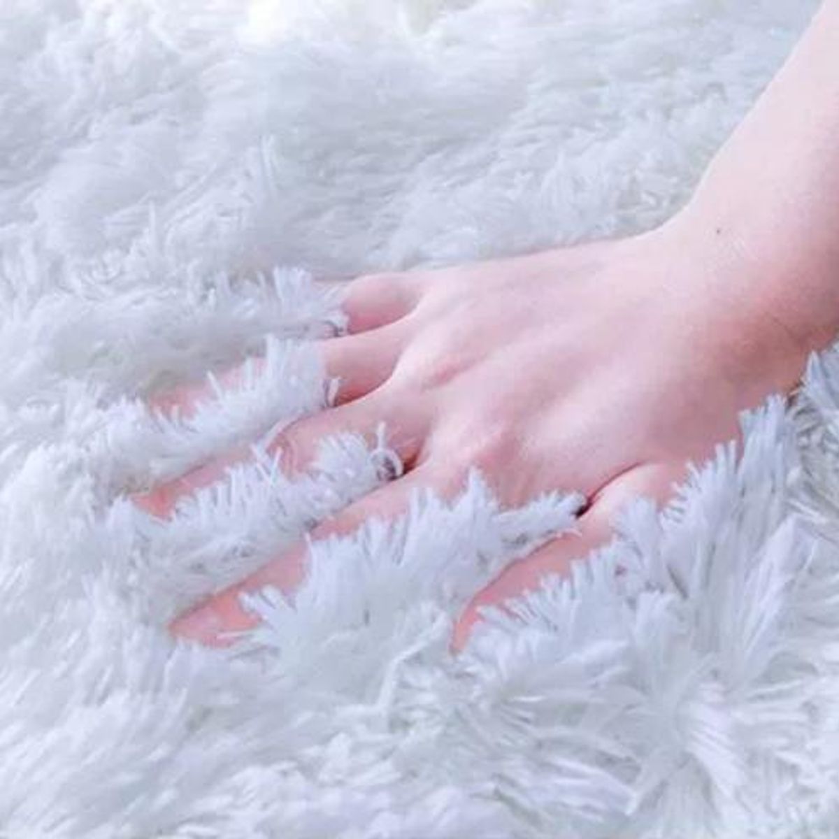 GENERICO - Alfombra Peluda Living Hogar color Blanco