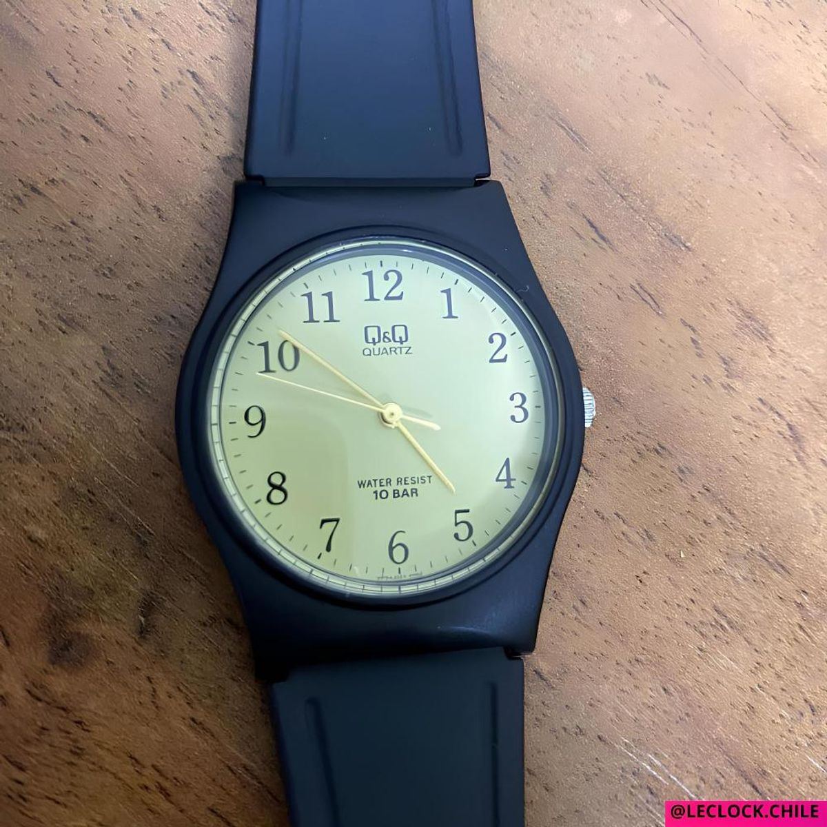 Q&Q - Reloj Vp34j001y Hombre Analogo Resina - Verde