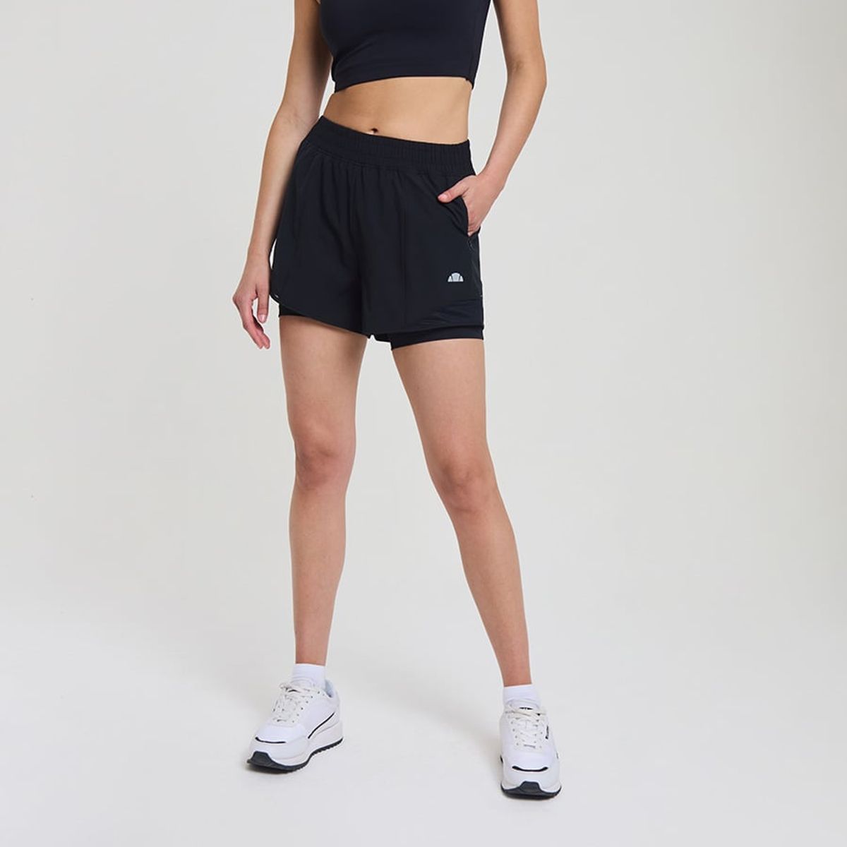 ELLESSE - SHORT MUJER ELLESSE RUMANIA NEGRO