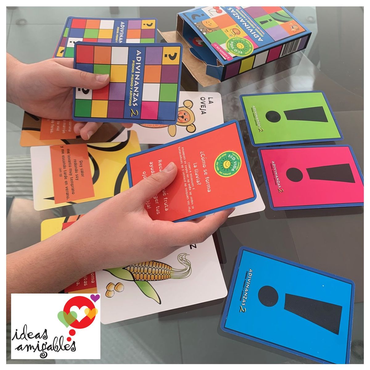 IDEAS AMIGABLES - SUPER MAZO de 100 Eco Tarjetas de Adivinanzas y Curiosidades