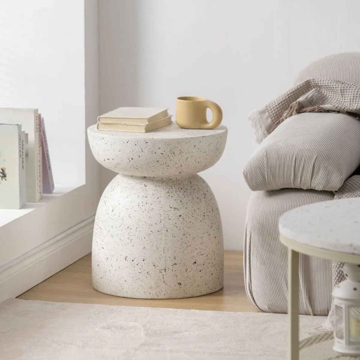 SANTU HOME & DECO - Mesa De Centro Lateral Tipo Escultura Geométrica Nórdico