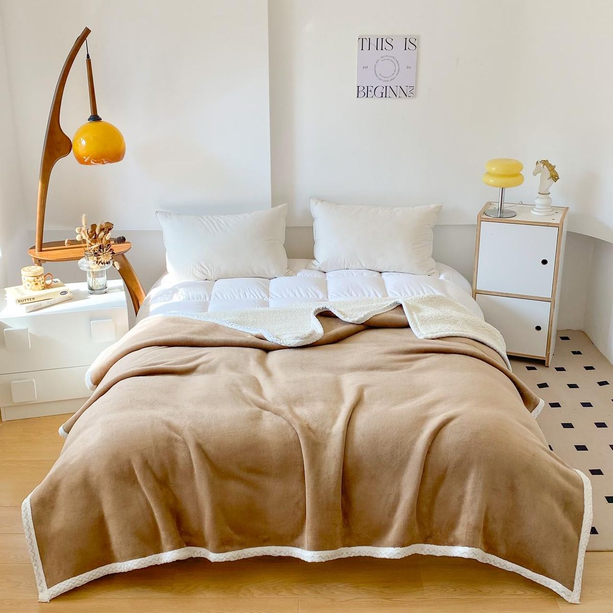 GENERICO - FRAZADA O MANTA PLUSH CON CHIPORRO 2 PLAZAS COLOR CAFE CLARO MP