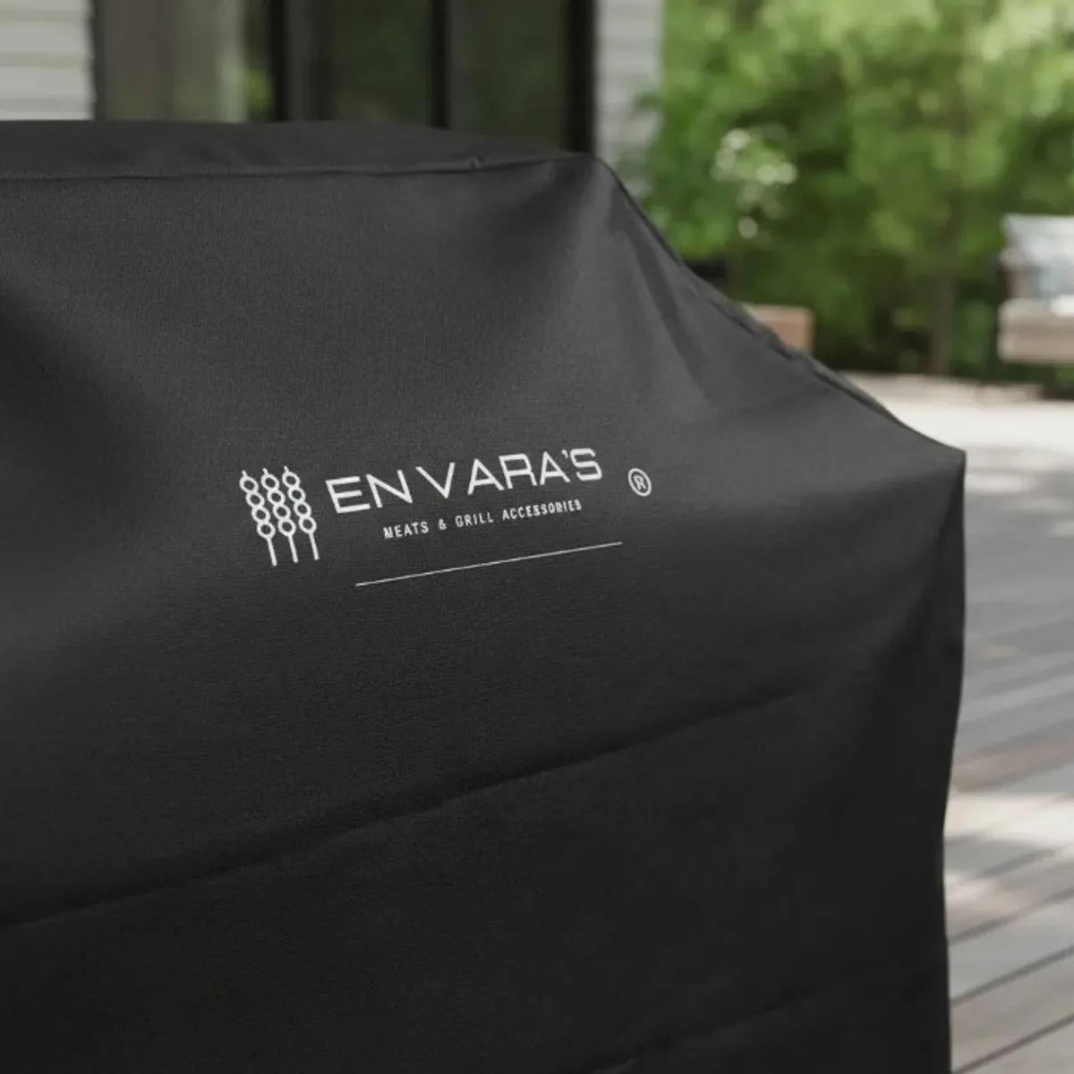 EN VARA'S MEATS & GRILL - Funda Cobertor Para parrilla Black En Vara´s M 3-4 Q