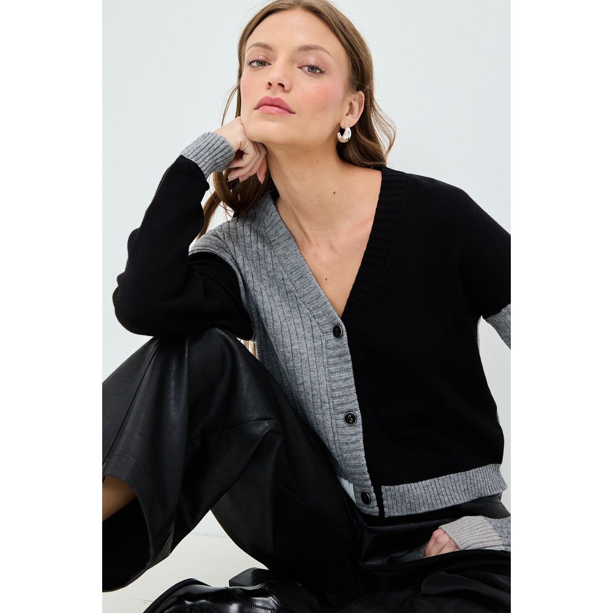 IO - Cardigan Negro Mujer Io
