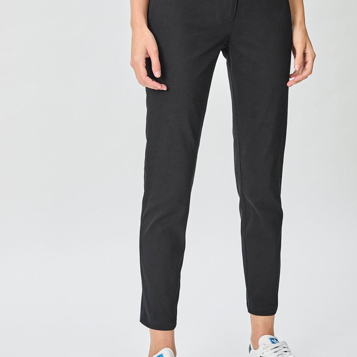 IO - Pantalon Negro Mujer Io