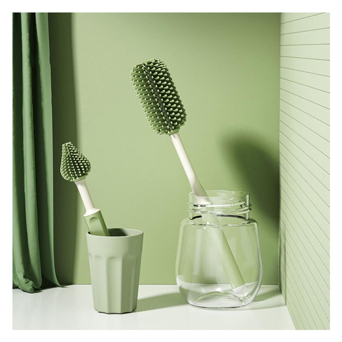 OEM - CEPILLO DE LIMPIEZA PARA BIBERONES  VERDE