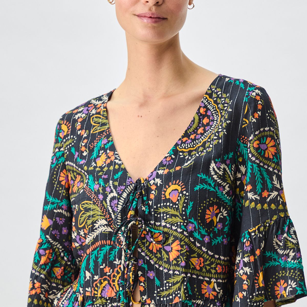 IO - Tapado Negro Mujer Io