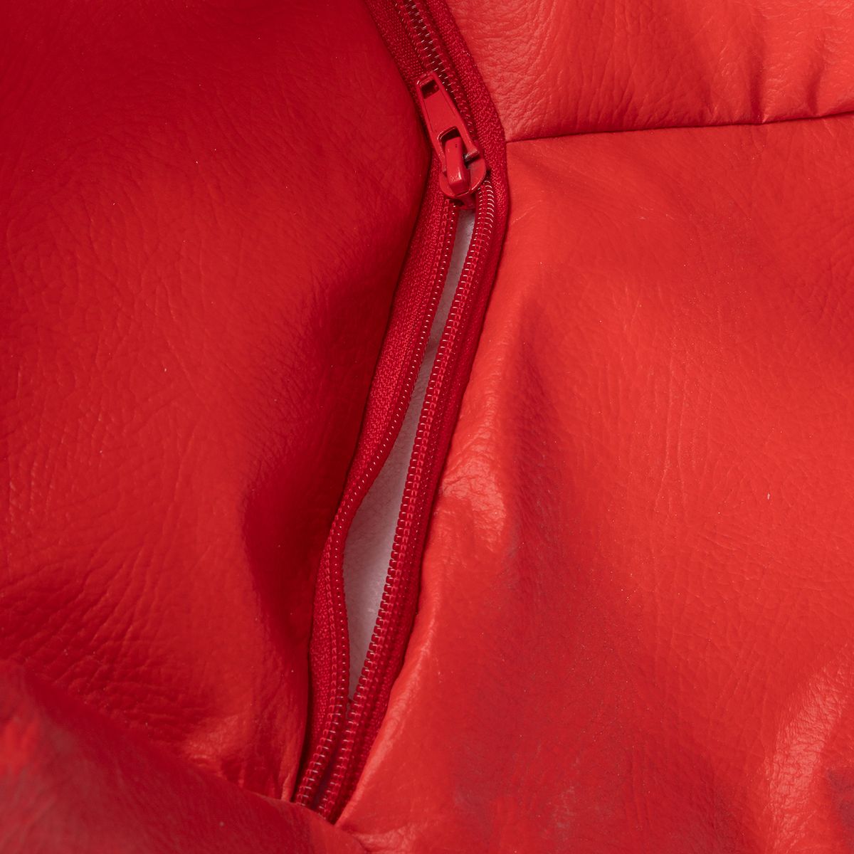 GENERICO - Pouf Pera Futbol Rojo Eco Cuero 80x80x80 cm Máxima Design