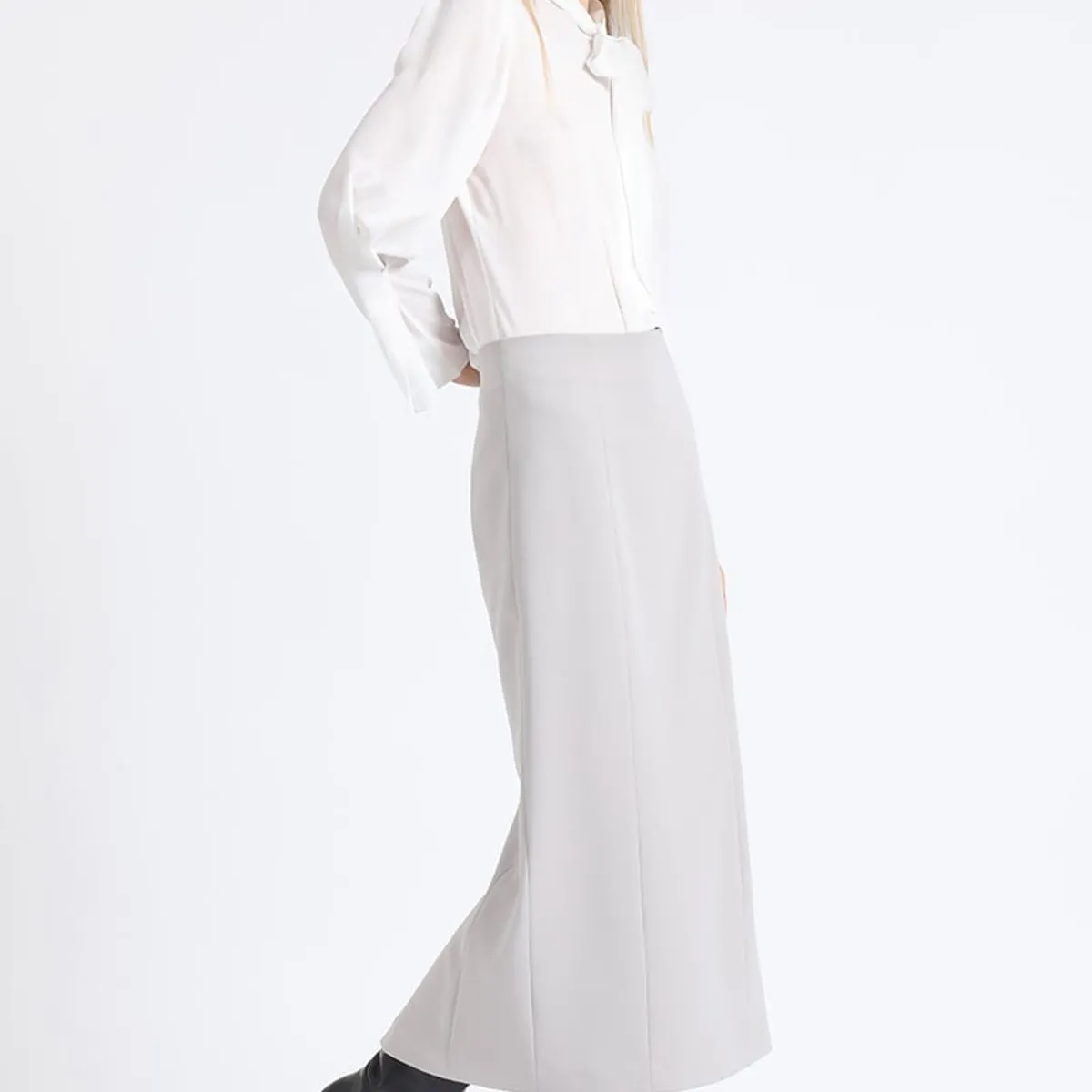 LIOLA - Falda Tubo Midi, Gris Liola