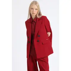 LIOLA - Blazer Entallado Cruzado, Boton Contraste, Vino
