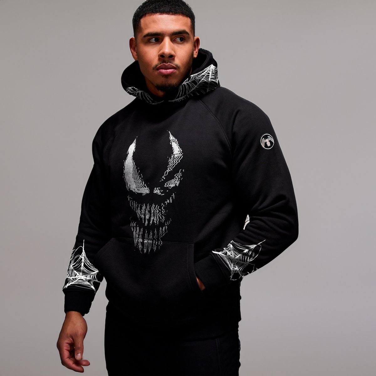 ADEMAN - Poleron canguro Venom black - Edicion Limitada