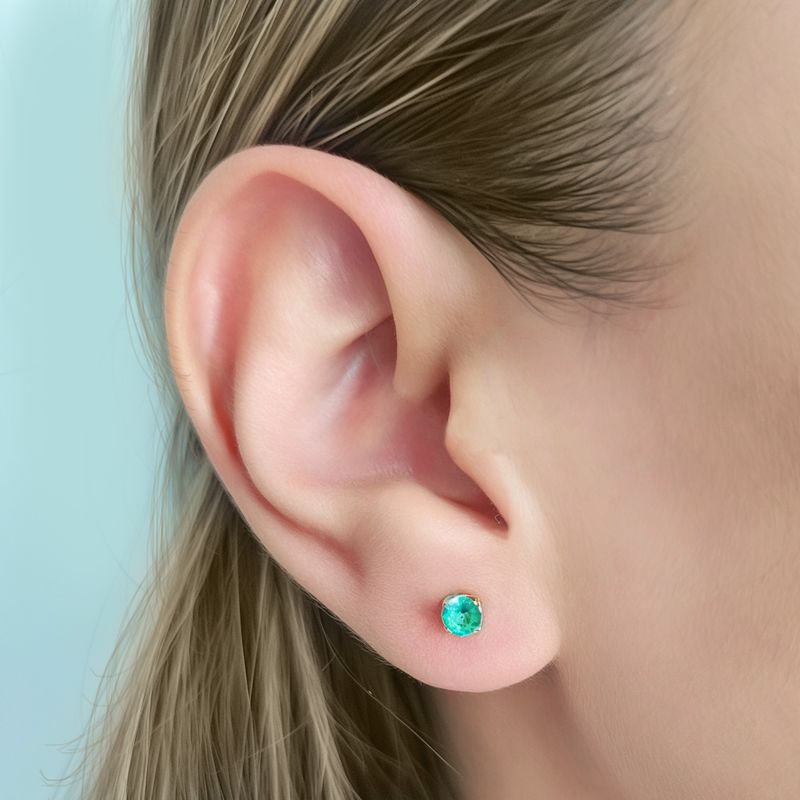 ANDREA COGGIOLA JOYAS - Aros Cuadrado Circón Verde 4mm Enchapado Oro 18K