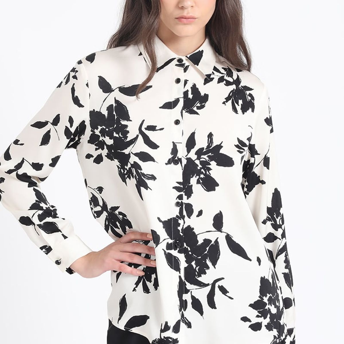 LIOLA - Blusa Estampado Flores, Crudo Liola