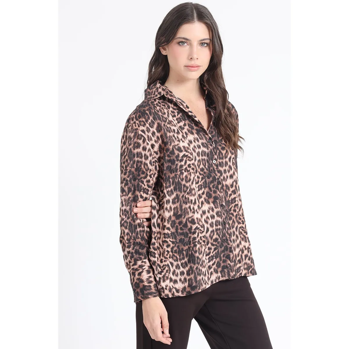 LIOLA - Blusa Estampado Animal Print, Negro Liola
