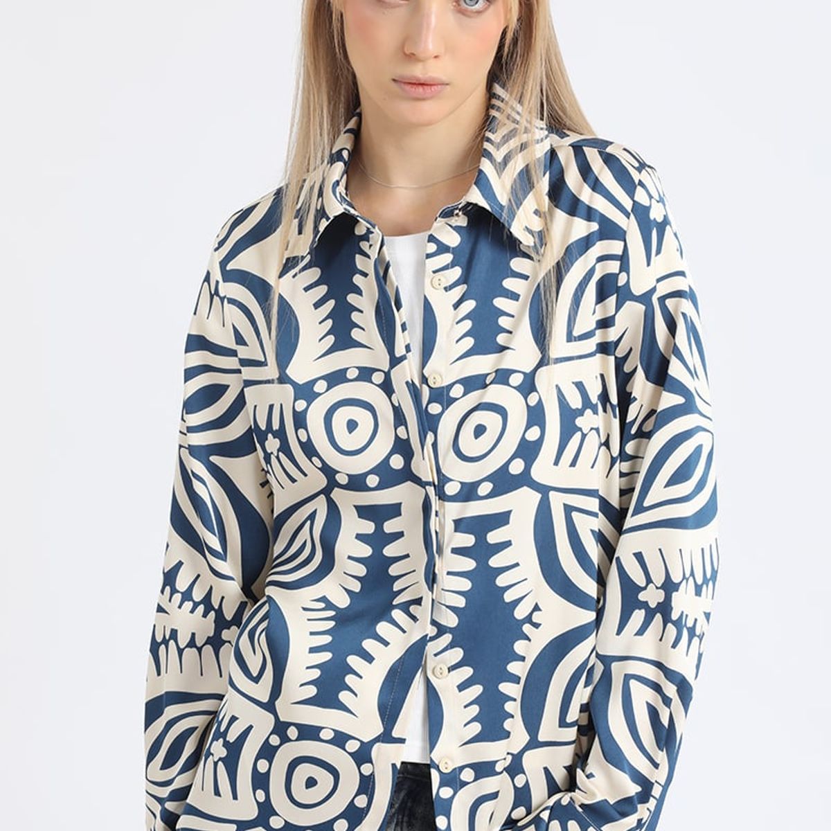 LIOLA - Camisa Satin Estampado Bicolor Boho, Azul Liola