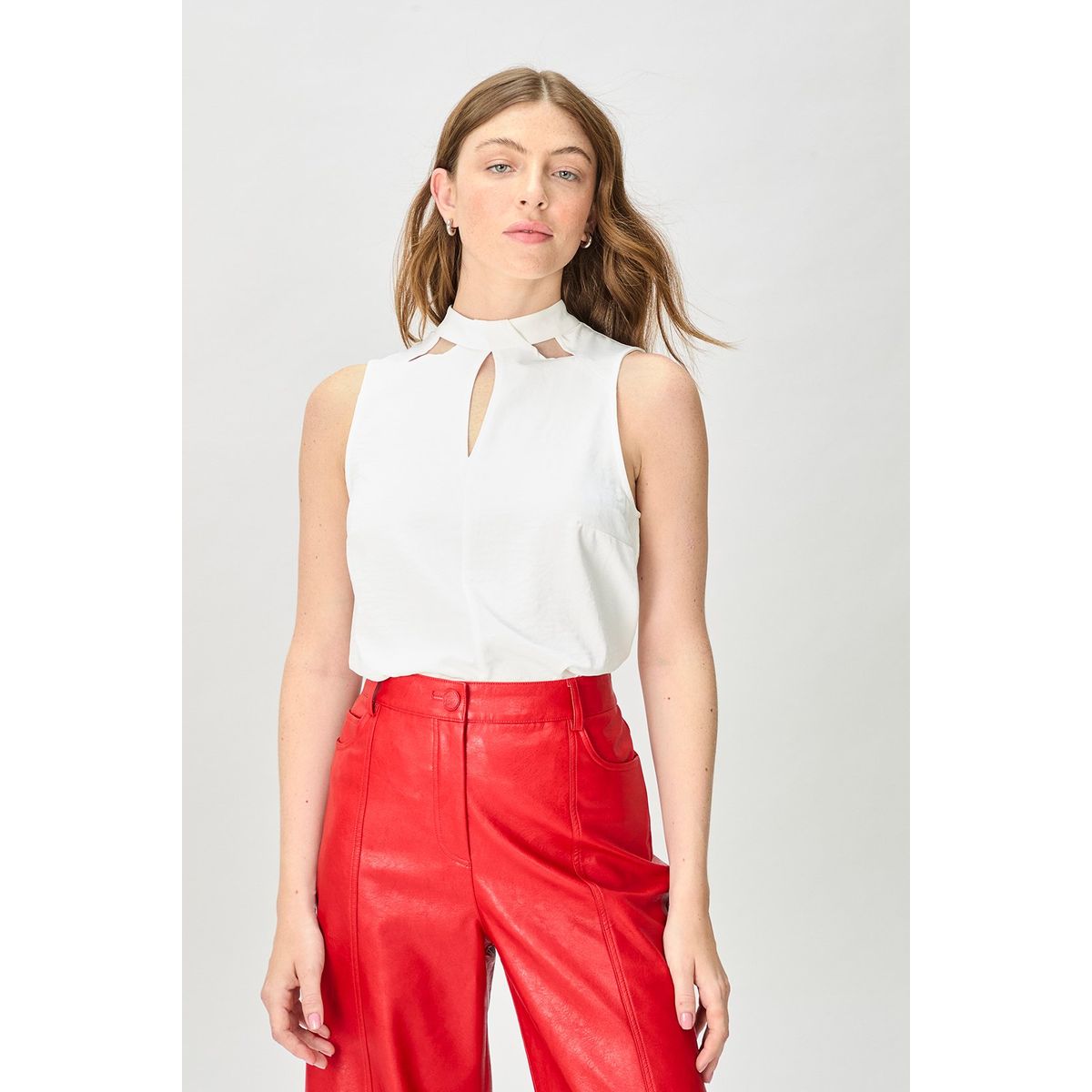 IO - Blusa Sin Mangas Crudo Mujer Io