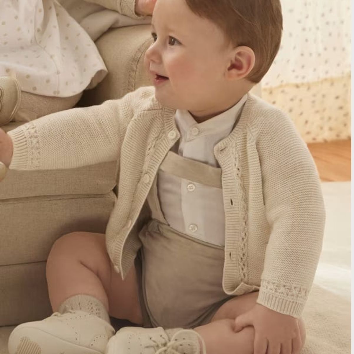 MAYORAL - Elegante Conjunto pantalón tirantes y body recién nacido