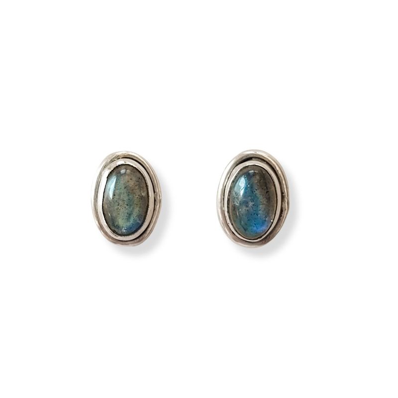 ANDREA COGGIOLA JOYAS - Aros Botón Óvalo Labradorita Plata Fina 925