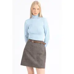LIOLA - Sweater Tejido Punto Boton Decorativo Celeste