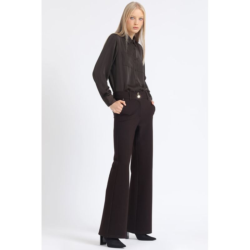 LIOLA - Pantalon Recto Tiro Medio Chocolate Liola