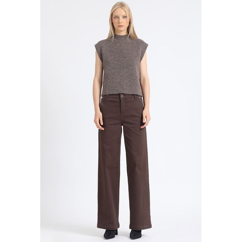 LIOLA - Jeans Straight Tiro Medio Con Bordado Chocolate Liola