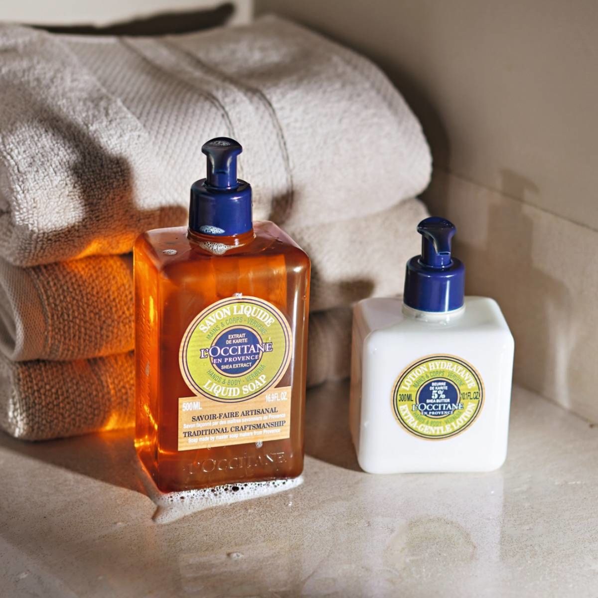 LOCCITANE - Loción Manos Y Cuerpo Karité Verbena 300 ml LOCCITANE